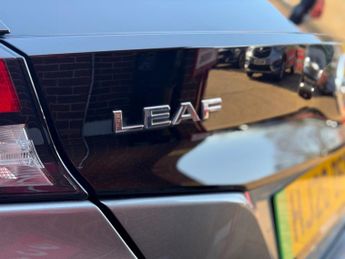 Nissan LEAF 40kWh N-Connecta Hatchback 5dr Electric Auto (150 ps)