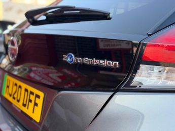 Nissan LEAF 40kWh N-Connecta Hatchback 5dr Electric Auto (150 ps)