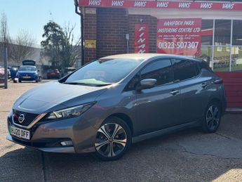 Nissan LEAF 40kWh N-Connecta Hatchback 5dr Electric Auto (150 ps)