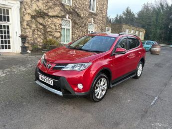 Toyota RAV4 2.2 D-4D Invincible SUV 5dr Diesel Manual 4WD Euro 5 (150 ps)