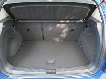 Volkswagen T-Cross 1.0 TSI SE DSG Euro 6 (s/s) 5dr Only 13000 Miles