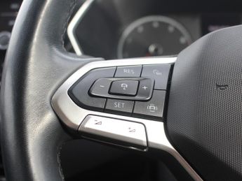 Volkswagen T-Cross 1.0 TSI Active SUV 5dr Petrol DSG Euro 6 (s/s) (110 ps)