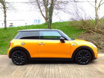 Mini Hatch 2.0 Cooper S Auto Euro 6 (s/s) 3dr