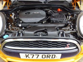 Mini Hatch 2.0 Cooper S Auto Euro 6 (s/s) 3dr