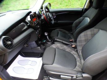 Mini Hatch 2.0 Cooper S Auto Euro 6 (s/s) 3dr