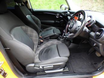 Mini Hatch 2.0 Cooper S Auto Euro 6 (s/s) 3dr