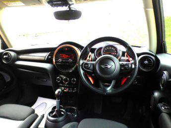 Mini Hatch 2.0 Cooper S Auto Euro 6 (s/s) 3dr