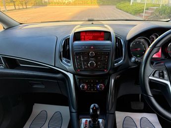 Vauxhall Zafira Tourer 1.4i Turbo SE MPV 5dr Petrol Auto Euro 6 (140 ps)