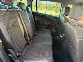 Vauxhall Zafira Tourer 1.4i Turbo SE MPV 5dr Petrol Auto Euro 6 (140 ps)