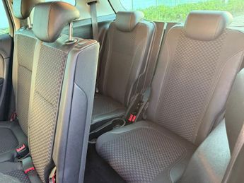 Vauxhall Zafira Tourer 1.4i Turbo SE MPV 5dr Petrol Auto Euro 6 (140 ps)