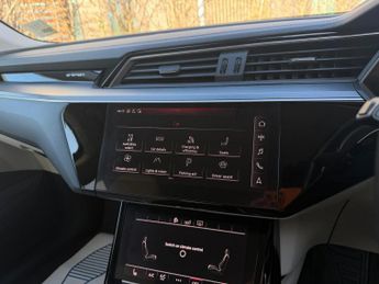 Audi e-tron 50 Technik SUV 5dr Electric Auto quattro 71.2kWh (313 ps)