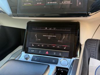 Audi e-tron 50 Technik SUV 5dr Electric Auto quattro 71.2kWh (313 ps)