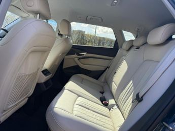 Audi e-tron 50 Technik SUV 5dr Electric Auto quattro 71.2kWh (313 ps)