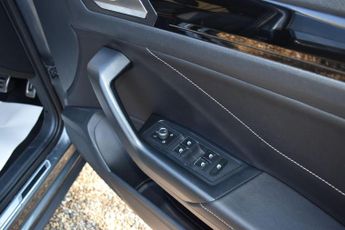 Volkswagen T-Roc 1.5 TSI R-Line DSG Euro 6 (s/s) 5dr