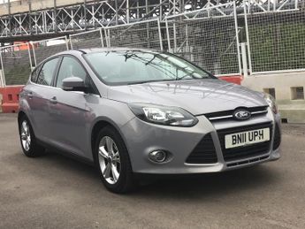 Ford Focus 1.6 Zetec Hatchback 5dr Petrol Manual Euro 5 (125 ps)