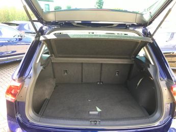 Volkswagen Tiguan 2.0 TDI BlueMotion Tech SEL SUV 5dr Diesel DSG 4Motion Euro 6 (s