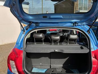 Vauxhall Viva SL 1.0i Hatchback 5dr Petrol Manual Euro 6 (75 ps)