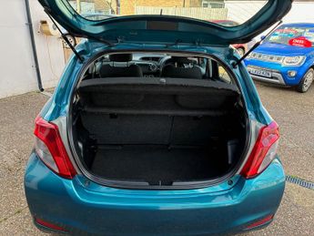 Toyota Yaris TR 1.33 Dual VVT-i Hatchback 5dr Petrol Multidrive S Euro 5 (101