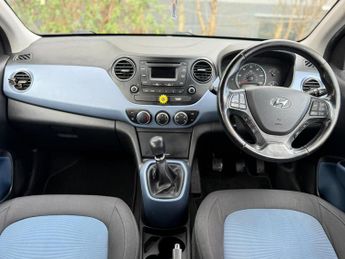 Hyundai i10 1.0 Premium Hatchback 5dr Petrol Manual Euro 5 (66 ps)