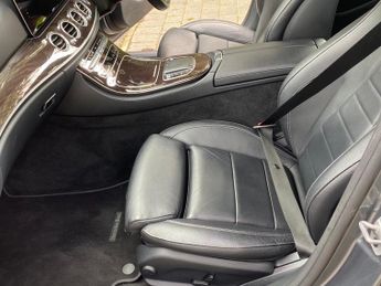 Mercedes-Benz E Class 2.0 E220dh MHEV Sport Saloon 4dr Diesel Hybrid G-Tronic+ Euro 6 