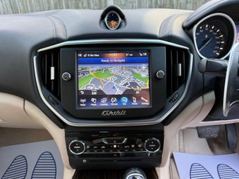 Maserati Ghibli 3.0 V6 S Saloon 4dr Petrol ZF Euro 5 (410 ps)