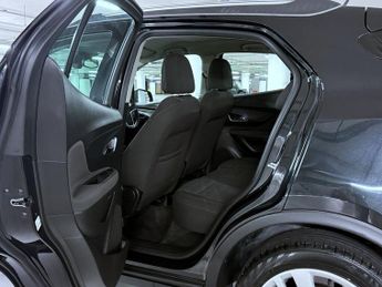 Vauxhall Mokka 1.4i Turbo Exclusiv SUV 5dr Petrol Auto 2WD Euro 6 (140 ps)