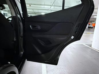 Vauxhall Mokka 1.4i Turbo Exclusiv SUV 5dr Petrol Auto 2WD Euro 6 (140 ps)