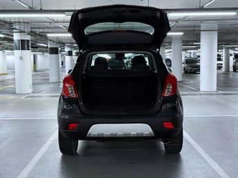 Vauxhall Mokka 1.4i Turbo Exclusiv SUV 5dr Petrol Auto 2WD Euro 6 (140 ps)