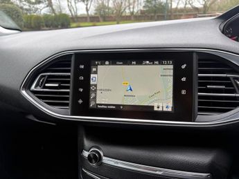Peugeot 308 2.0 BlueHDi Allure Hatchback 5dr Diesel Manual Euro 6 (s/s) (150