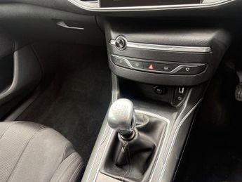 Peugeot 308 2.0 BlueHDi Allure Hatchback 5dr Diesel Manual Euro 6 (s/s) (150