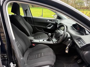 Peugeot 308 2.0 BlueHDi Allure Hatchback 5dr Diesel Manual Euro 6 (s/s) (150