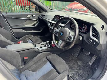 BMW 1 Series 2.0 M135i Hatchback 5dr Petrol Auto xDrive Euro 6 (s/s) (306 ps)