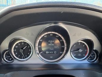 Mercedes-Benz E Class 3.0 E350 CDI V6 BlueEfficiency Sport Coupe 2dr Diesel G-Tronic E