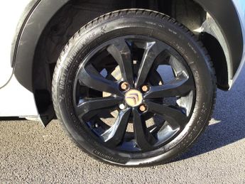 Citroen C1 1.0 VTi Urban Ride Hatchback 5dr Petrol Manual Euro 6 (72 ps)