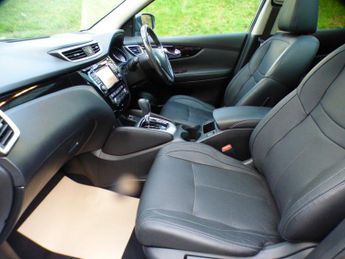Nissan Qashqai 1.6 dCi Tekna XTRON 2WD Euro 6 (s/s) 5dr
