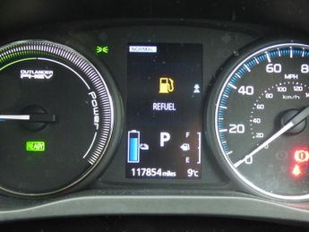 Mitsubishi Outlander 2.0h 12kWh GX4h CVT 4WD Euro 6 (s/s) 5dr