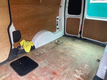 Volkswagen Caddy Maxi 1.6 TDi C20 Maxi Panel Van 5dr Diesel Manual FWD (155 g/km, 101 