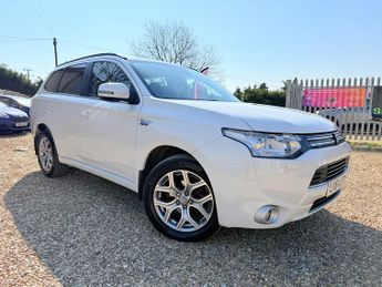 Mitsubishi Outlander 2.0h 12kWh GX4hs SUV 5dr Petrol Plug-in Hybrid CVT 4WD Euro 5 (s