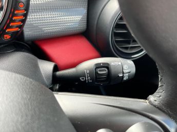 Mini Hatch 1.5 Cooper Hatchback 3dr Petrol Auto Euro 6 (s/s) (136 ps)