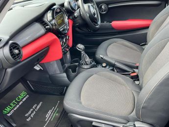 Mini Hatch 1.5 Cooper Hatchback 3dr Petrol Auto Euro 6 (s/s) (136 ps)