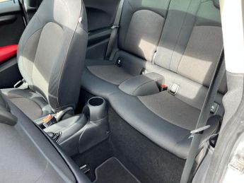 Mini Hatch 1.5 Cooper Hatchback 3dr Petrol Auto Euro 6 (s/s) (136 ps)