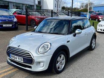 Mini Hatch 1.5 Cooper Hatchback 3dr Petrol Auto Euro 6 (s/s) (136 ps)