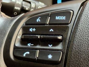 Hyundai i10 1.0 Premium Hatchback 5dr Petrol Auto - ONLY 37000 MILES - AUTOM