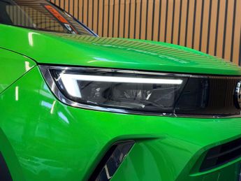 Vauxhall Mokka 50kWh Ultimate SUV 5dr Electric Auto (136 ps) - ONLY 8000 MILES 