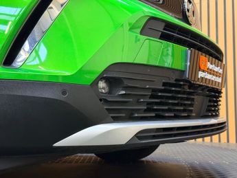 Vauxhall Mokka 50kWh Ultimate SUV 5dr Electric Auto (136 ps) - ONLY 8000 MILES 