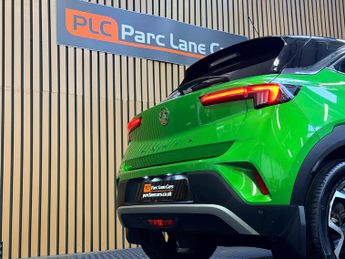 Vauxhall Mokka 50kWh Ultimate SUV 5dr Electric Auto (136 ps) - ONLY 8000 MILES 