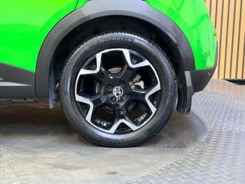 Vauxhall Mokka 50kWh Ultimate SUV 5dr Electric Auto (136 ps) - ONLY 8000 MILES 