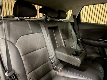 Kia Niro 1.6 GDi 2 SUV 5dr Petrol Hybrid DCT - AUTOMATIC - ONE OWNER -