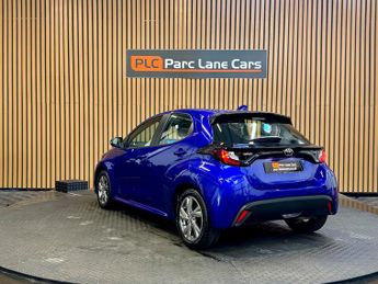 Toyota Yaris 1.5 VVT-h Icon Hatchback 5dr Petrol Hybrid E-CVT -AUTOMATIC - 60