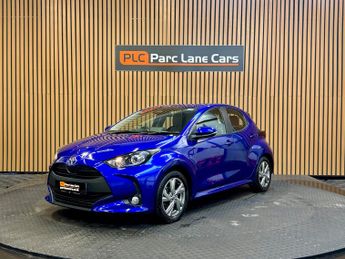 Toyota Yaris 1.5 VVT-h Icon Hatchback 5dr Petrol Hybrid E-CVT -AUTOMATIC - 60